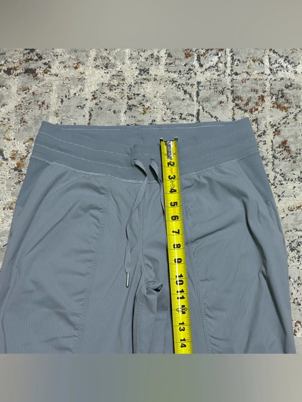 lululemon athletica Light Gray Drawstring Joggers